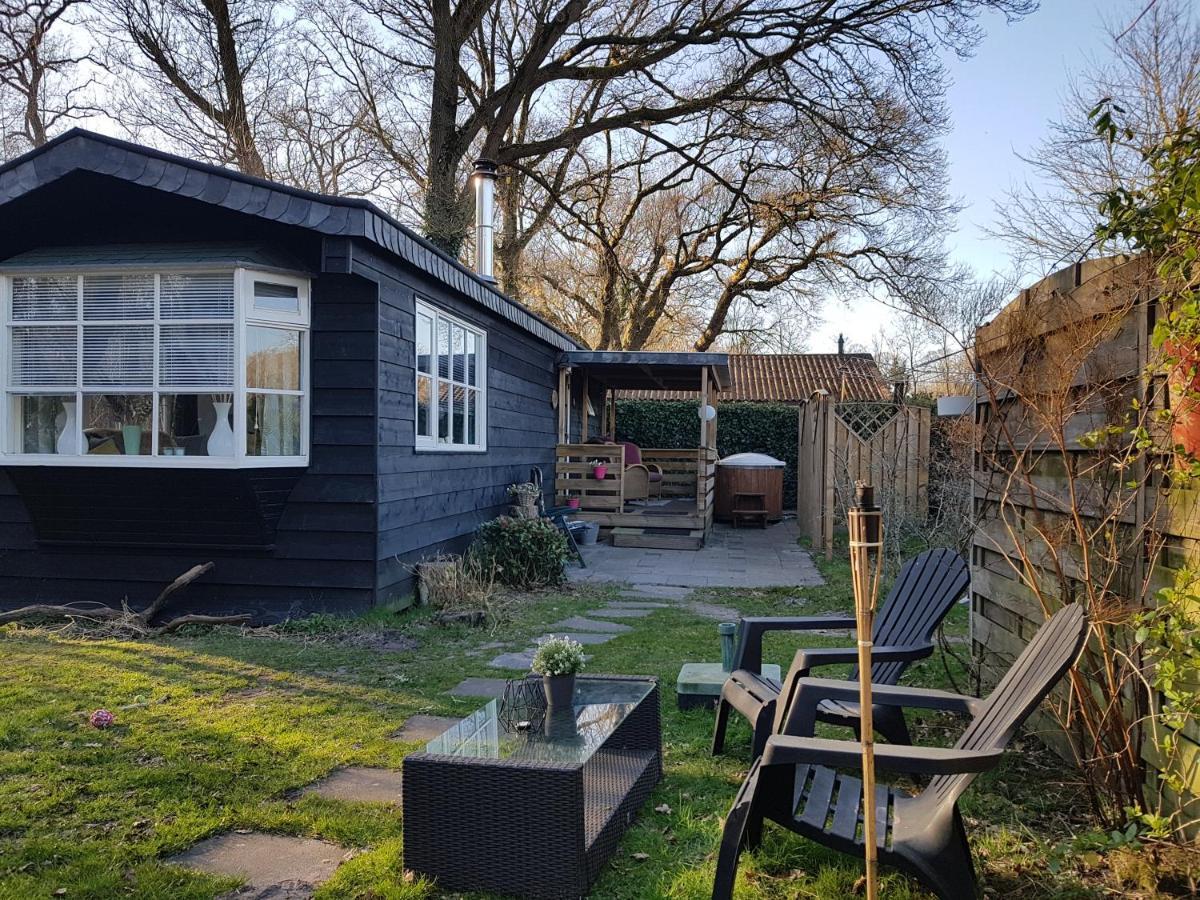 Chalet 2 Pers Met Hottub - Aan De Bosrand - Ijsselmeer - Gaasterland - Bos Rijs Eksteriør bilde