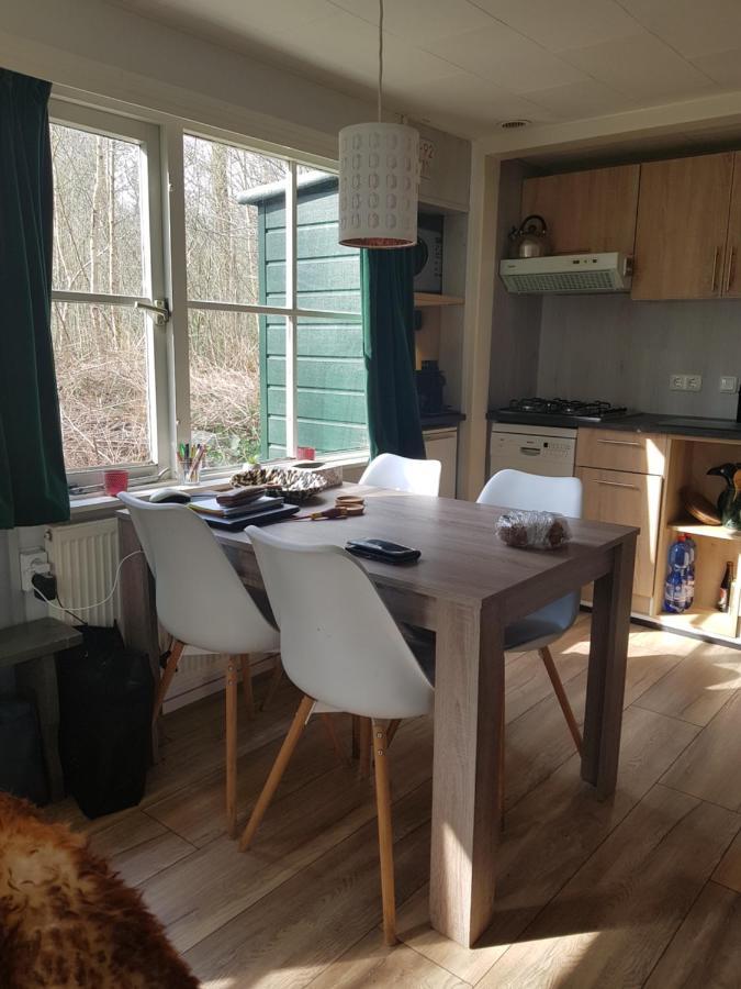 Chalet 2 Pers Met Hottub - Aan De Bosrand - Ijsselmeer - Gaasterland - Bos Rijs Eksteriør bilde